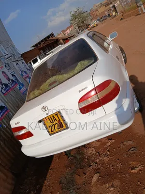 Toyota Corolla 2002 White