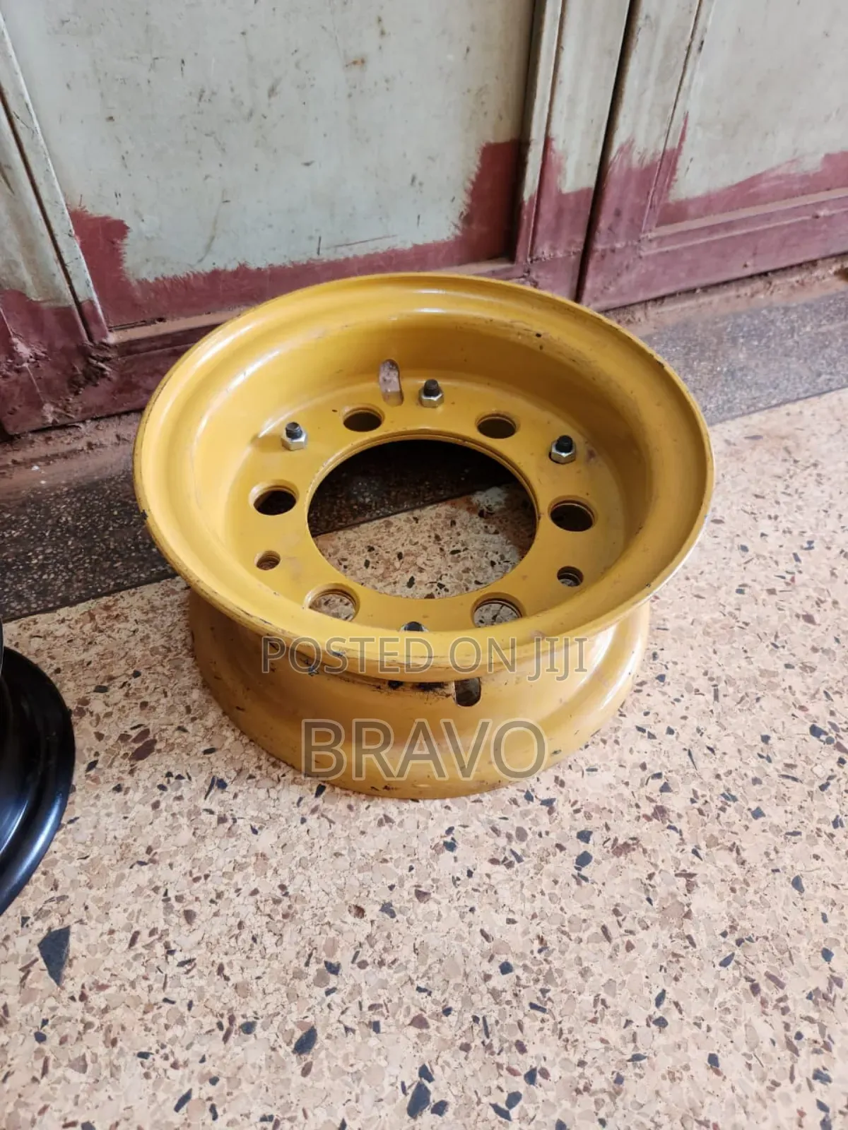 New Forklift Rims Size 12 .