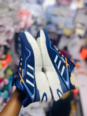 Lugging Shoes Adidas Original Material