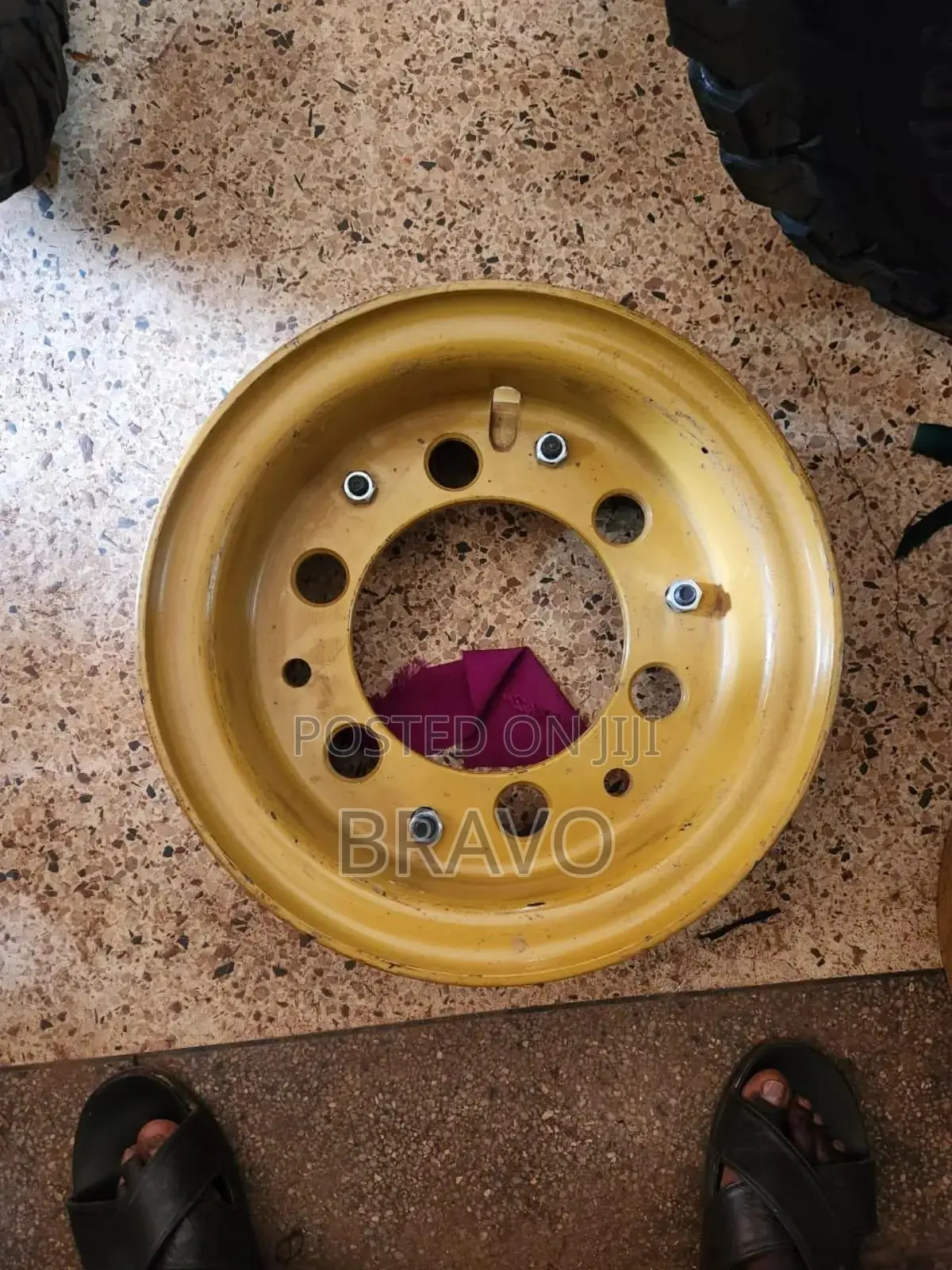 New Forklift Rims Size 12 .