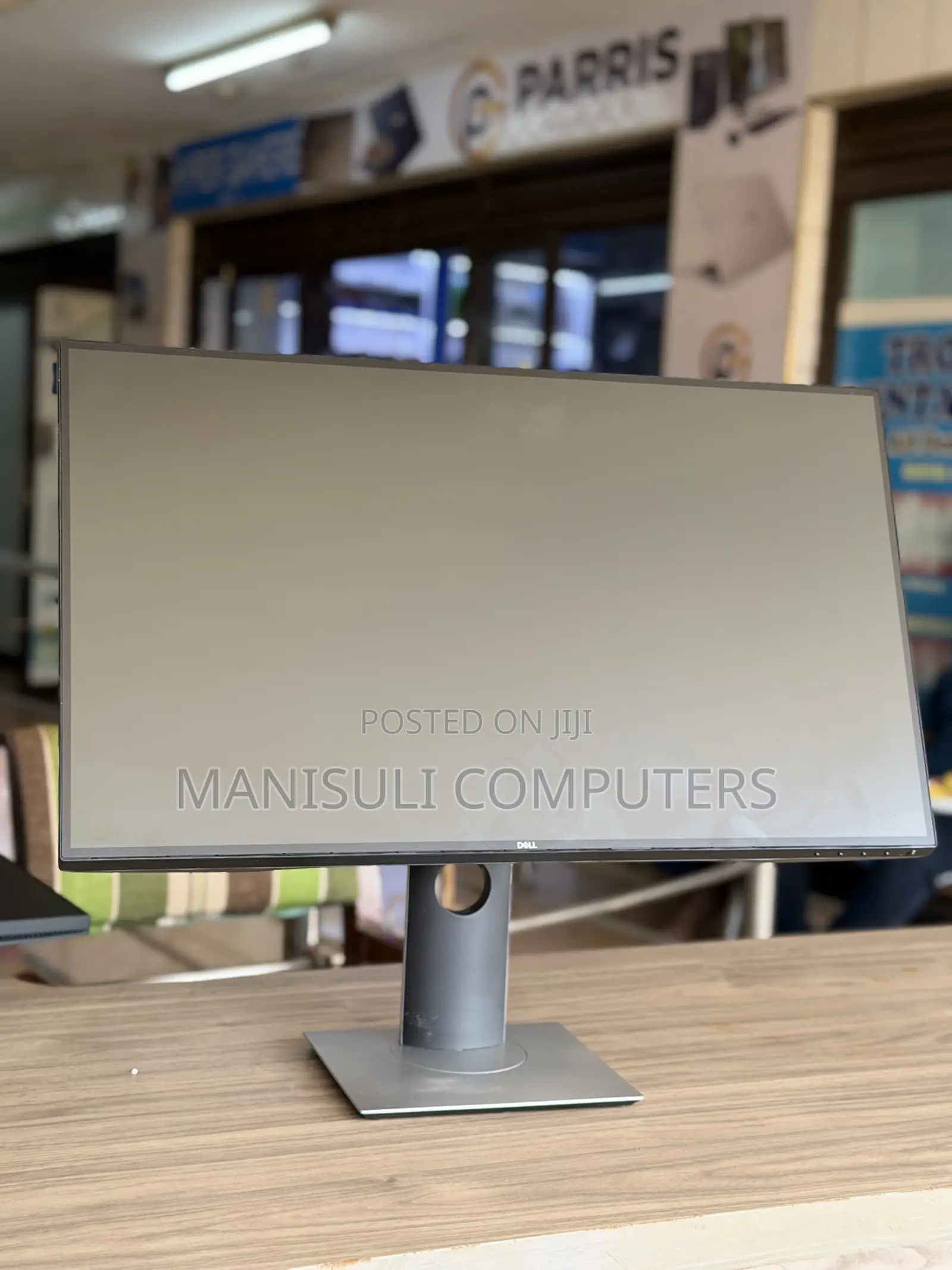 Dell Monitor 27.8 Inch Screen