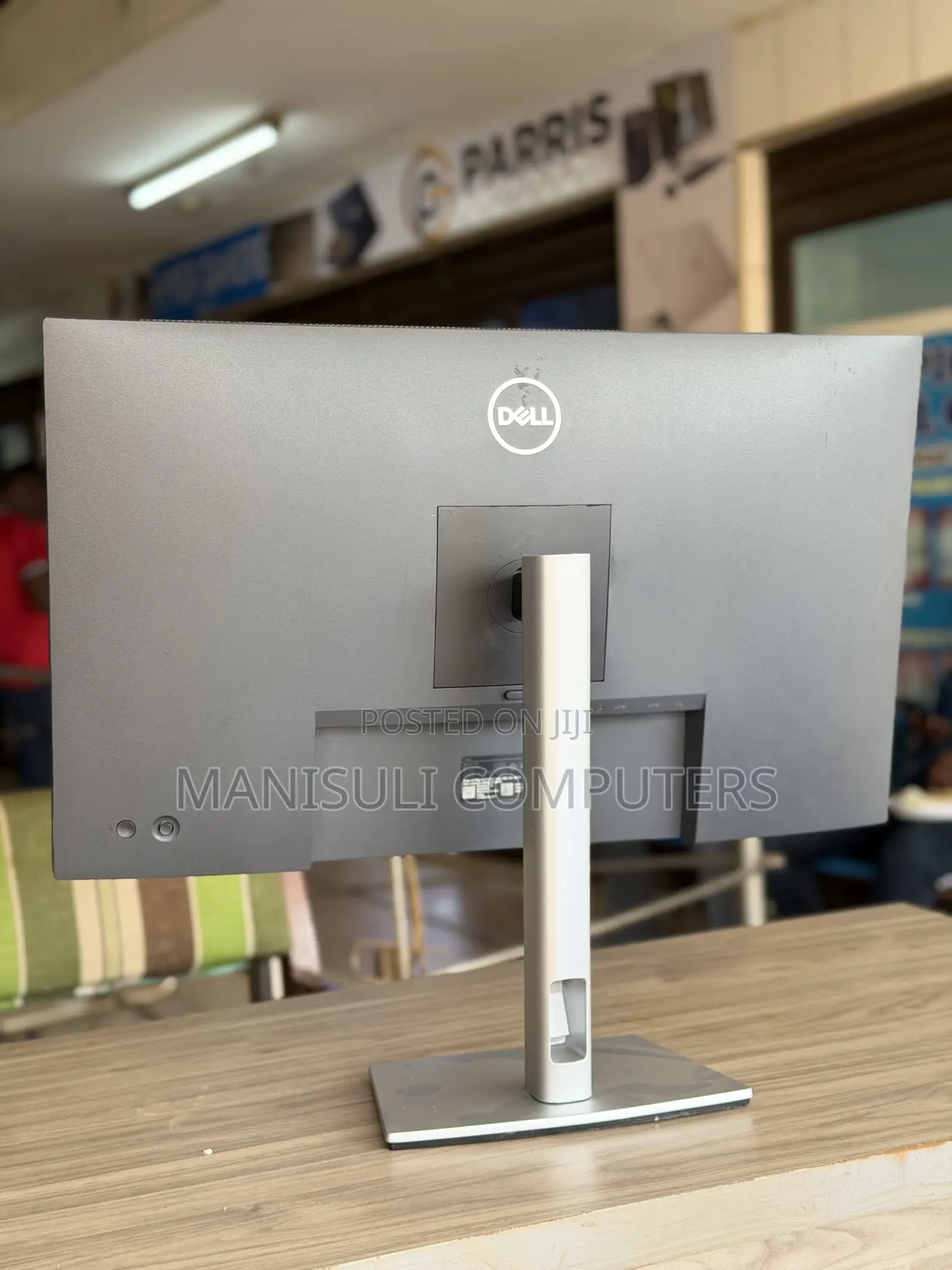 Dell 27.2 Inch Screen High Quality Display 