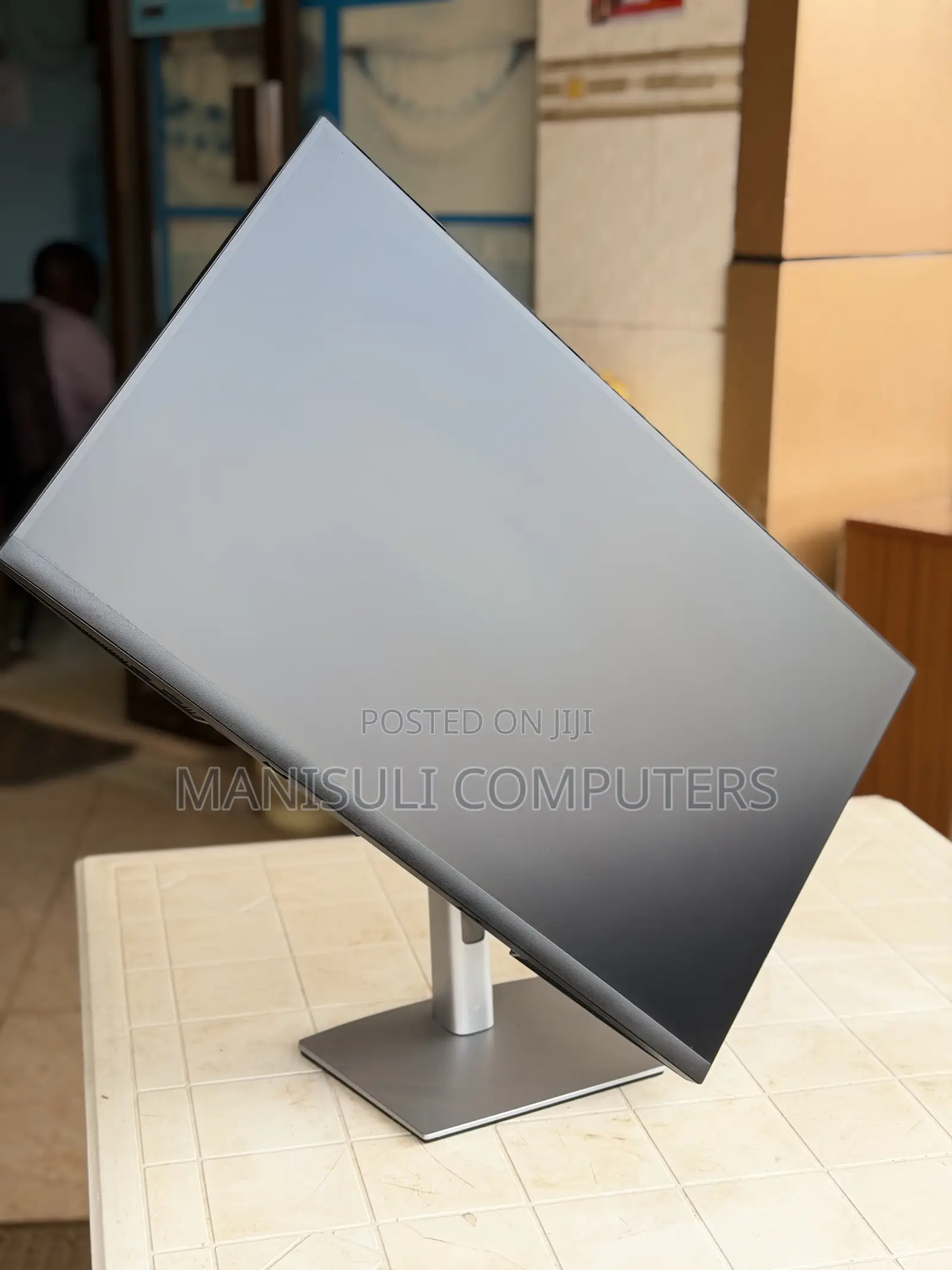 Dell 27.2 Inch Screen High Quality Display 