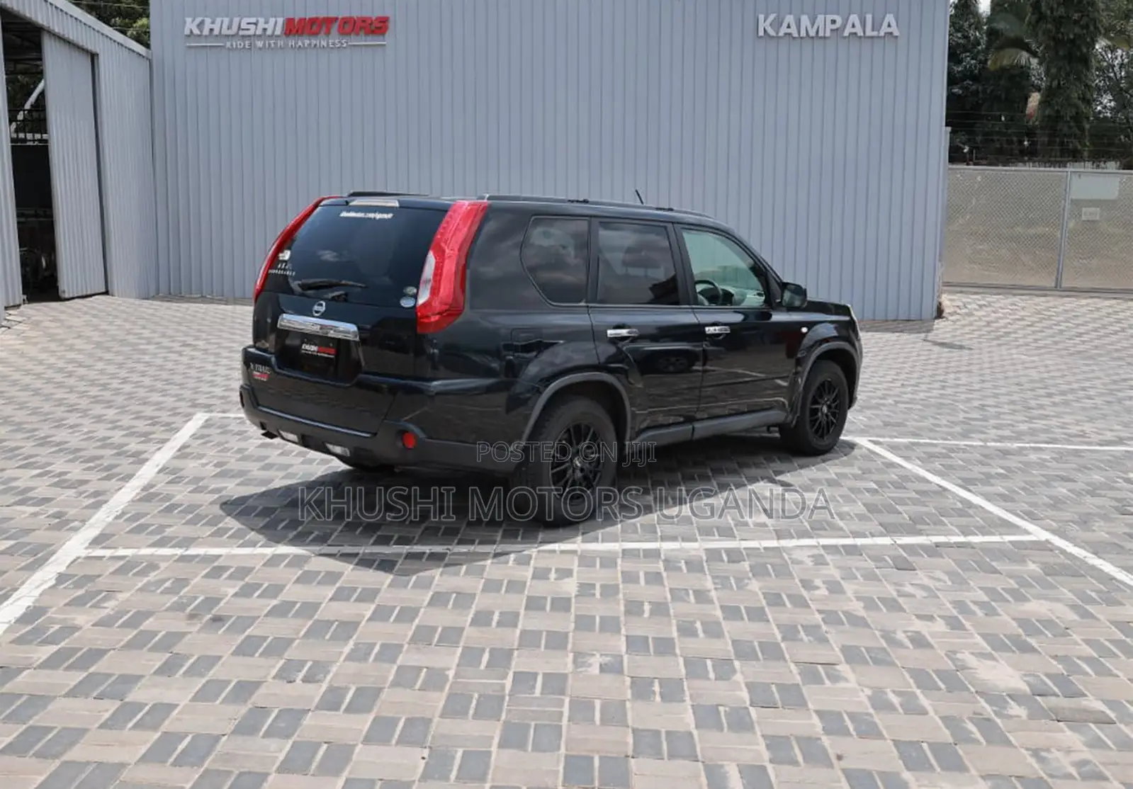 Nissan X-Trail 2012 Black