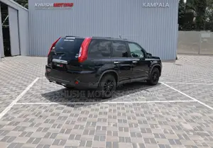 Nissan X-Trail 2012 Black