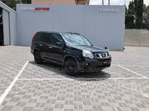 Nissan X-Trail 2012 Black