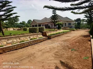 5bdrm Bungalow in Muduma, Central Division for sale