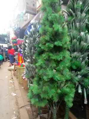 2.8m Christmas Tree Without Decor