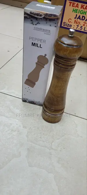 Wooden Pepper Mill