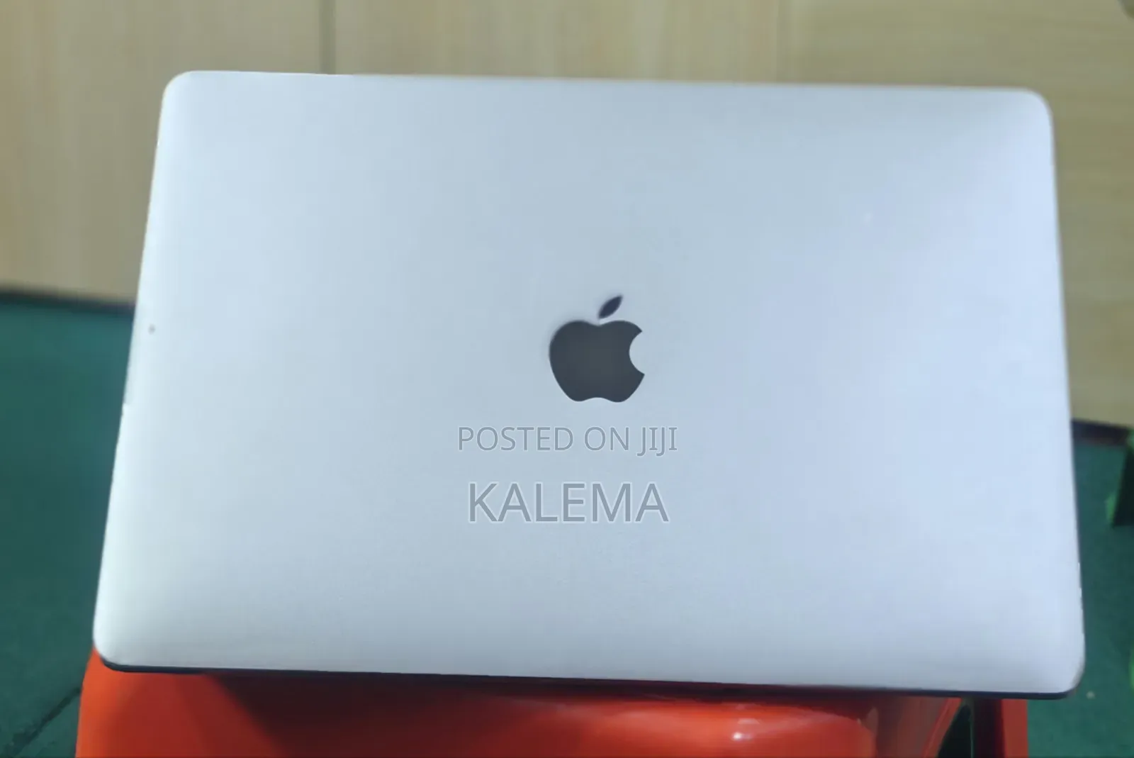 Laptop Apple MacBook Pro 2017 8GB Intel Core i5 SSD 250GB