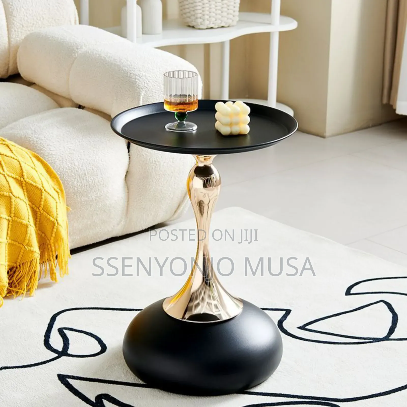 Modern Pedestal Side Table – Small Round Metal Accent End Table