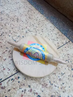Wooden Chapati Rolling Board and Rolling Pin Set