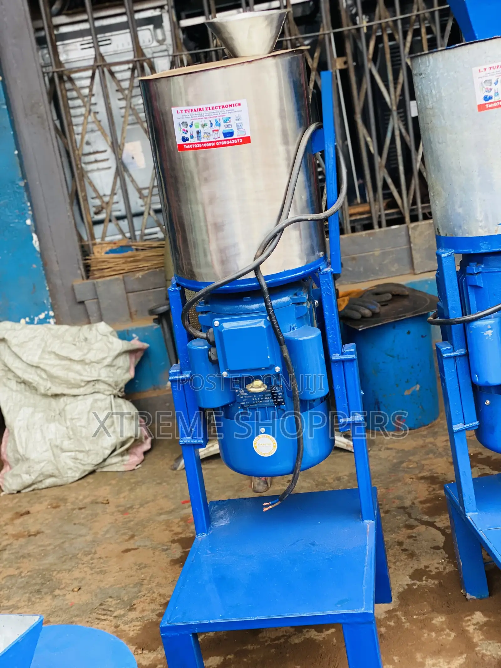 Active Work / G.Nut Machine 20kgs /Commercial Grinding Machine /Paste