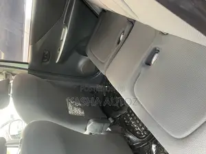 Toyota Ractis 2010 Silver