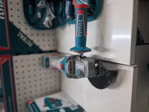 Cordless Angle Grinder 900w (Total).