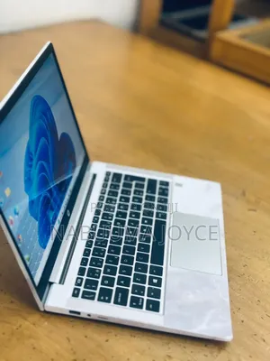 New Laptop HP EliteBook 830 G8 8GB Intel Core I5 SSD 256GB