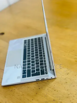 New Laptop HP EliteBook 830 G8 8GB Intel Core I5 SSD 256GB