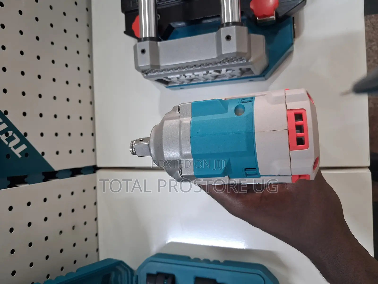 Cordless Impact Wrench 400nm