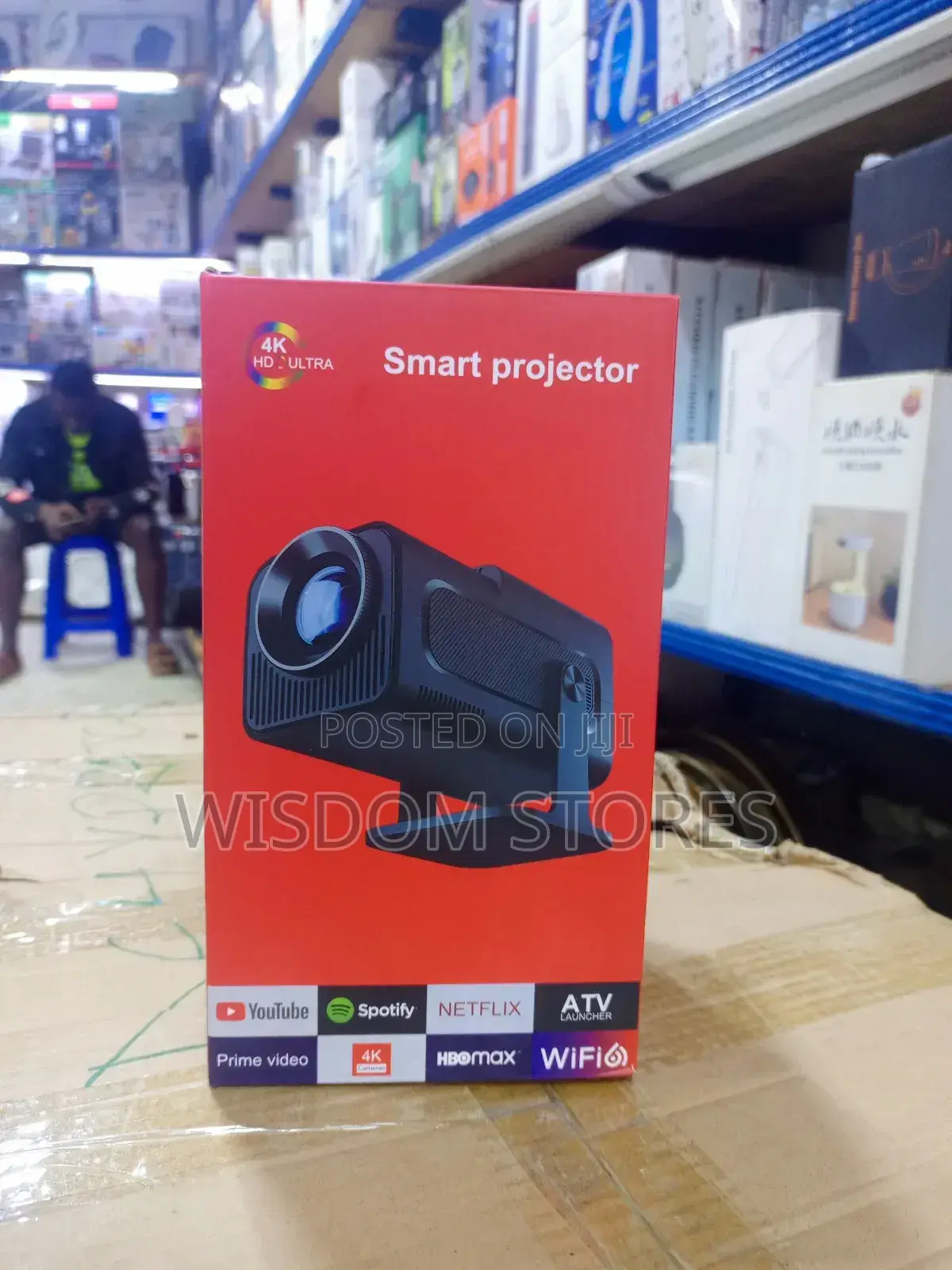 Magcubic Hy320 Mini Smart Projector.
