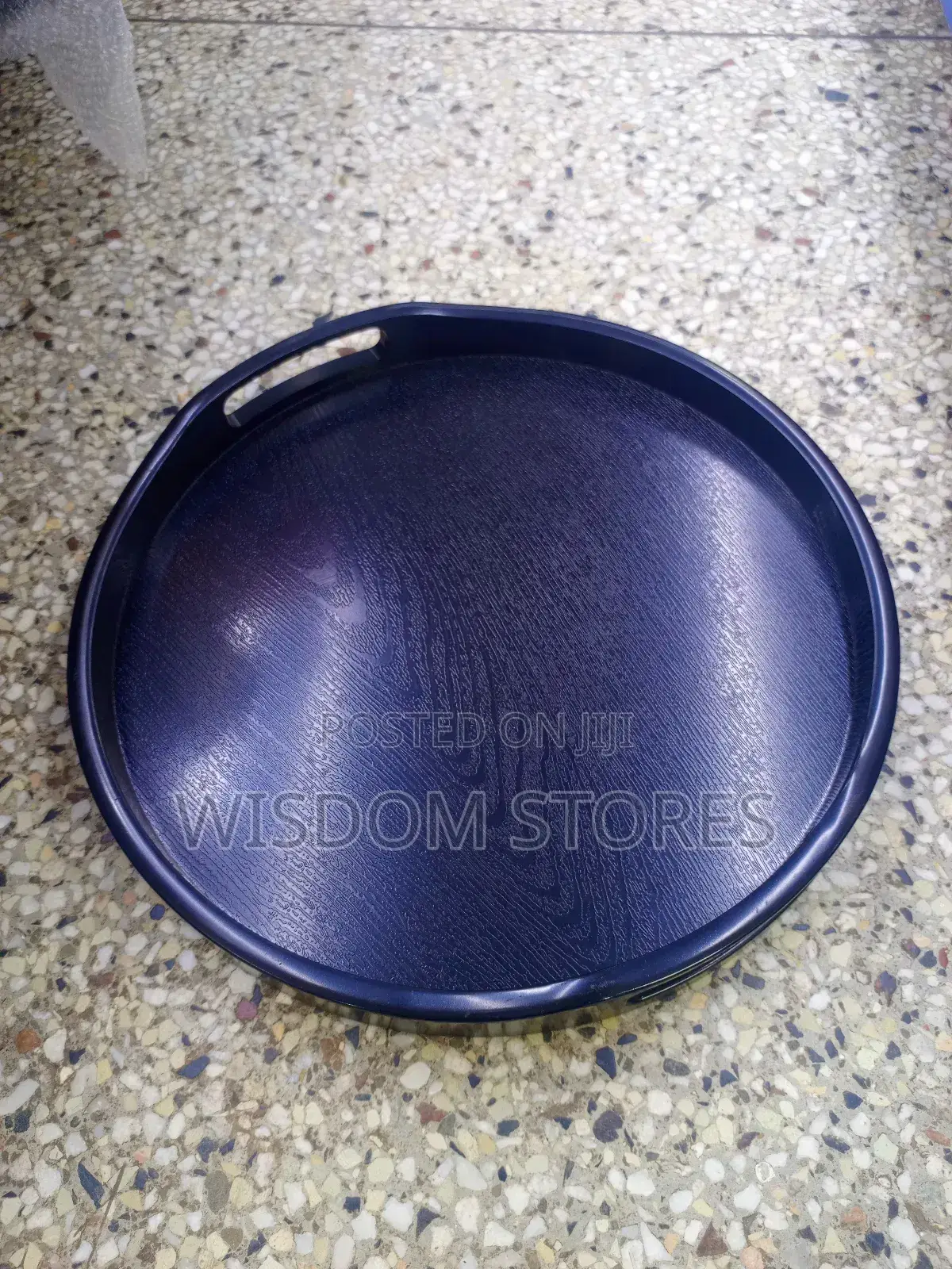 Round, Black Serving Tray