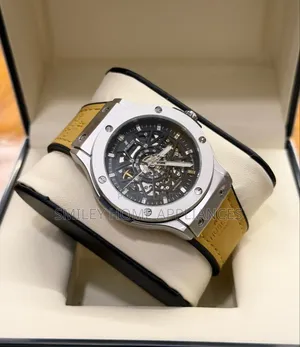 Hublot Geneve Men's Yellow Strapped