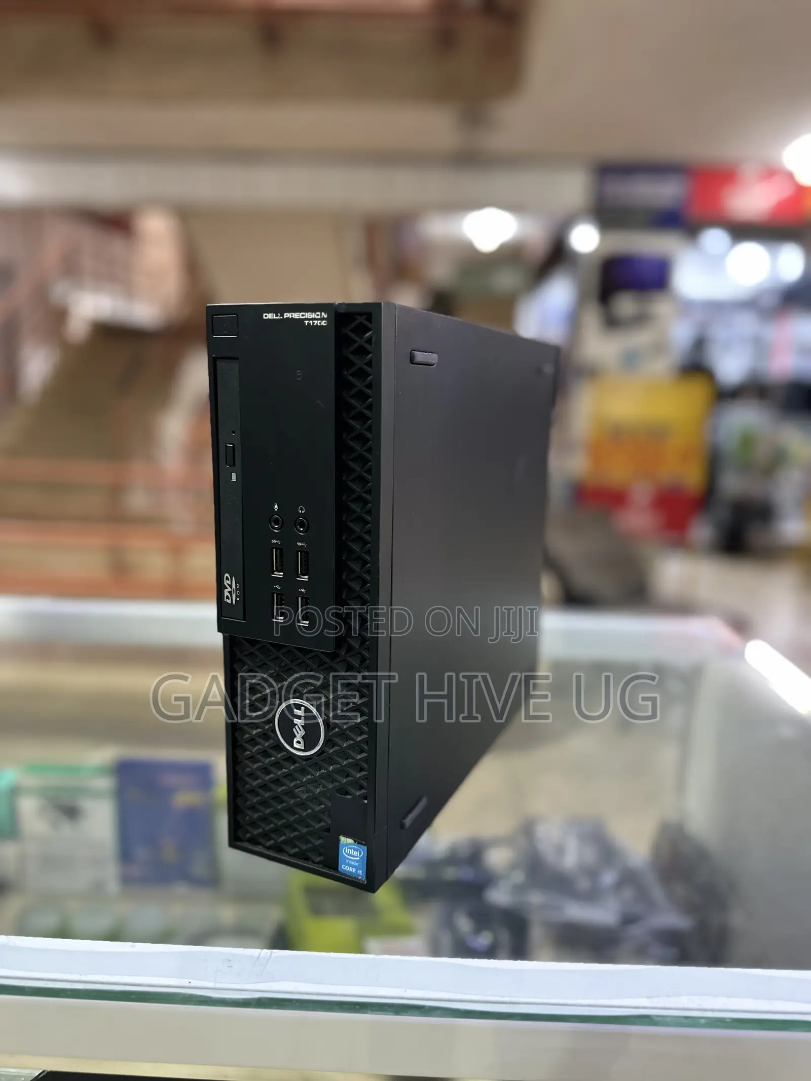Desktop Computer Dell Precision 5720 4GB Intel Core I5 HDD 500GB