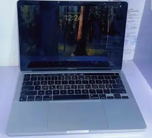 Laptop Apple MacBook Pro 2022 M2 16GB Apple M2 SSD 512GB