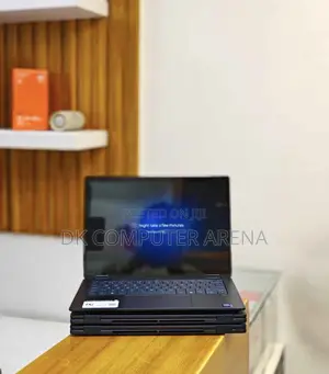 Laptop HP OmniBook 5 14" 16GB Intel Core Ultra 7 SSD 1T