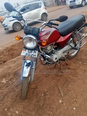 Bajaj Boxer 100 2022 Red