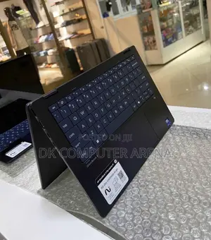 Laptop HP OmniBook 5 14" 16GB Intel Core Ultra 7 SSD 1T
