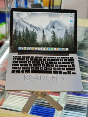 New Laptop Apple MacBook 2016 8GB Intel Core I5 SSD 512GB
