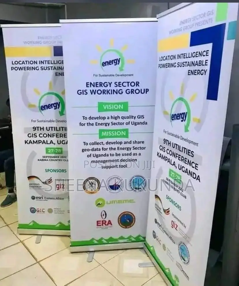 Customized Pull-Up Banners