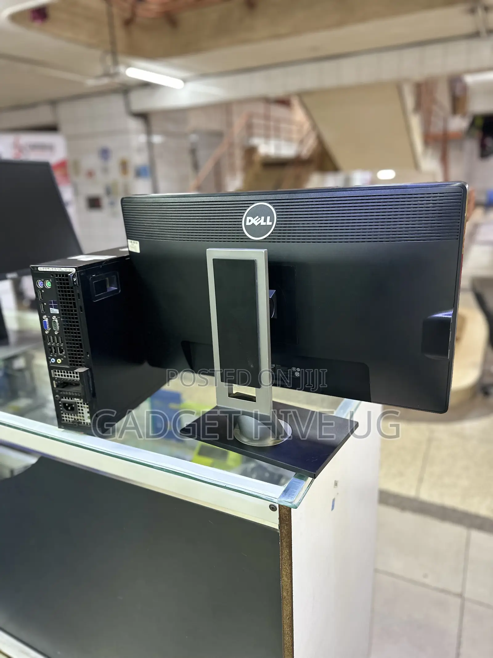 Desktop Computer Dell Precision 7820 8GB Intel Core I5 HDD 500GB