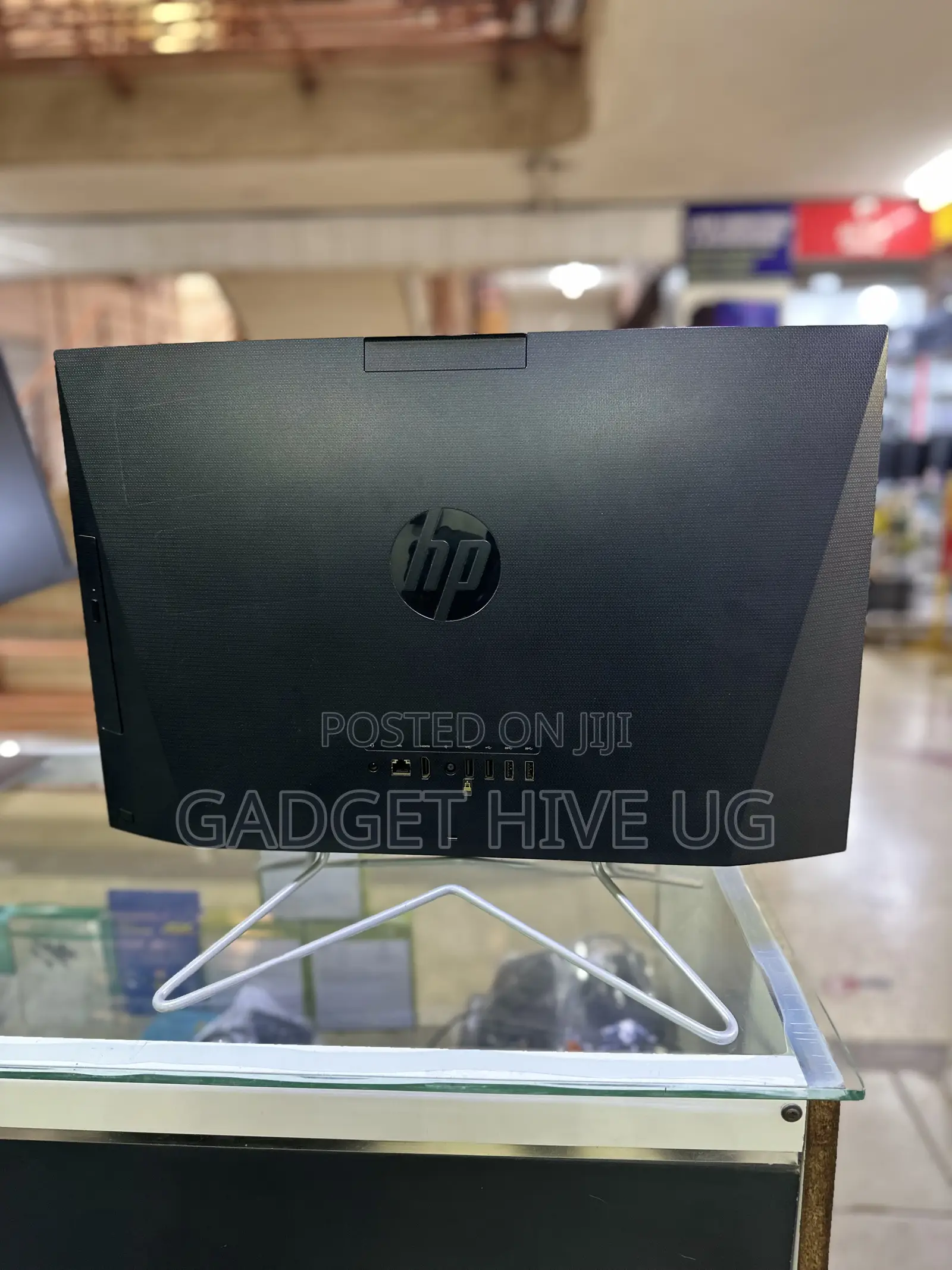 Desktop Computer HP 200 G4 All-in-One 8GB Intel Core I3 SSD 256GB