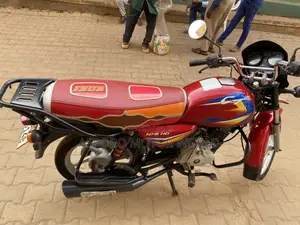 Bajaj CT 125X 2024 Red