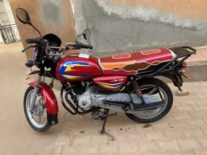 Bajaj CT 125X 2024 Red