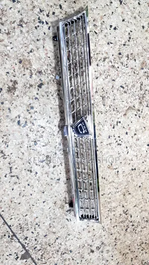 Grill Corolla 100