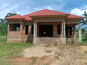 4bdrm Bungalow in Central Division for sale