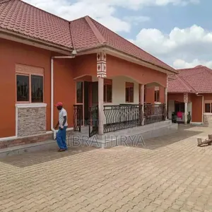 2bdrm Shared Apartment in Nsasa Estate, Central Division for rent