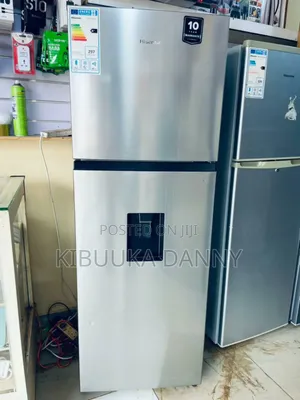 Hisence 419l Fridge and Freezer