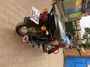 Bajaj CT 125X 2023 Red
