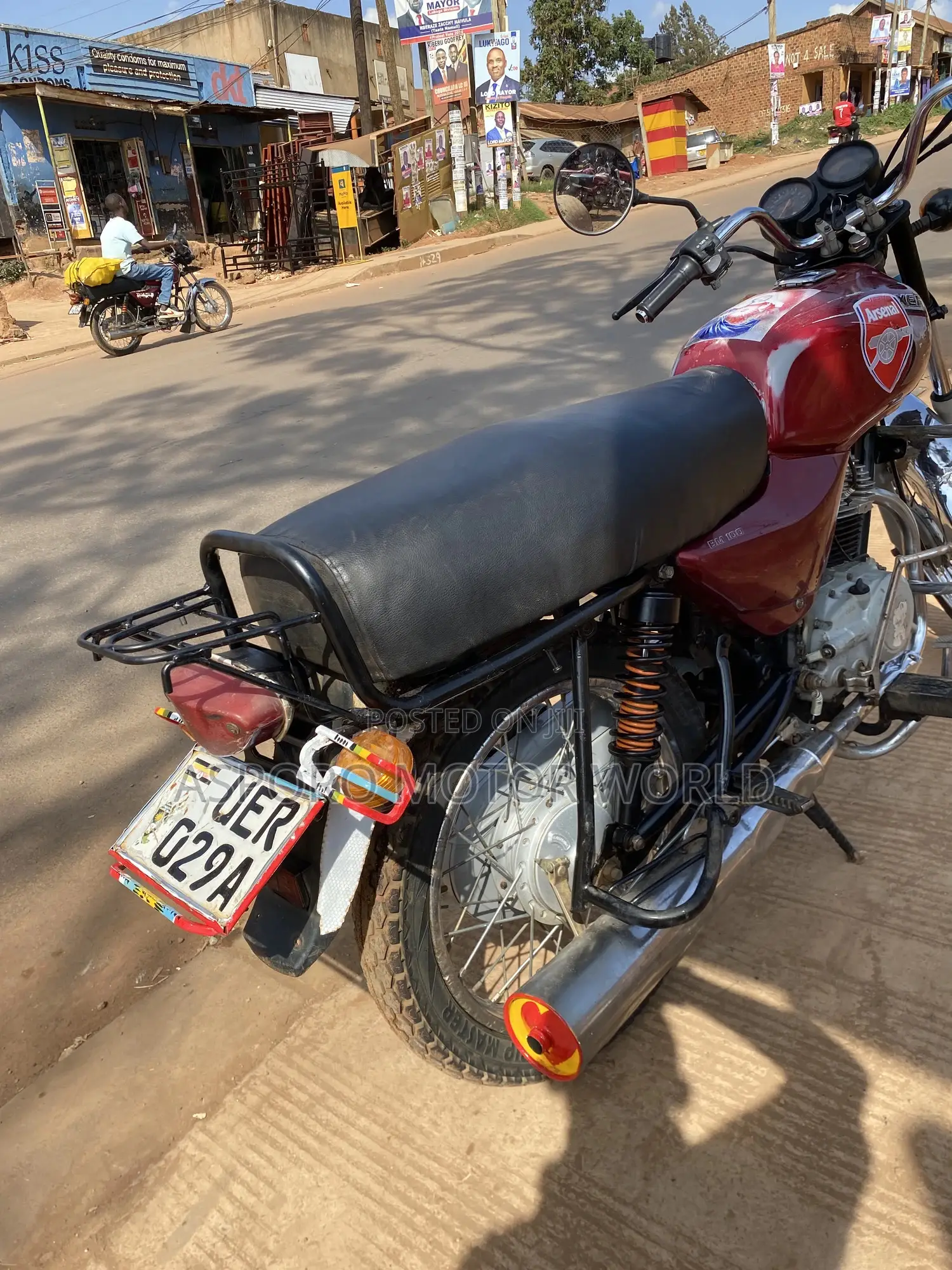 Bajaj Boxer 100 2022 Red