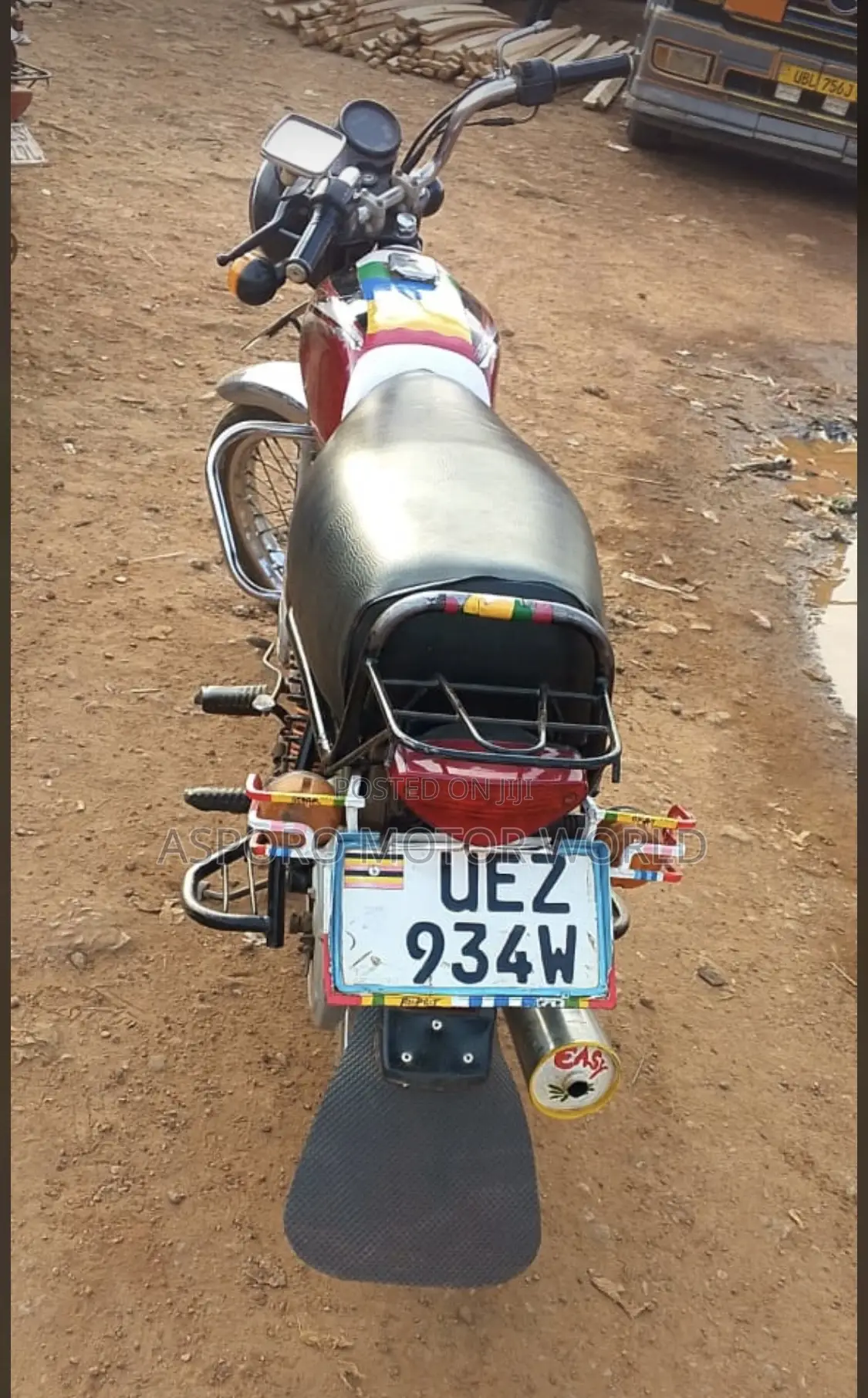 Bajaj Boxer 100 2020 Red