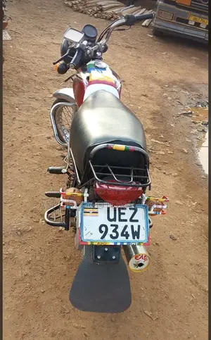 Bajaj Boxer 100 2020 Red