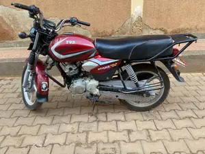 TVS HLX 125 2022 Red