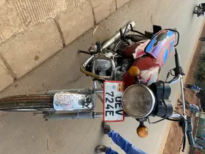 Bajaj Boxer 100 2020 Red