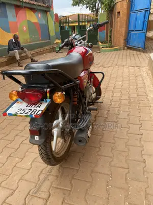 Bajaj CT 125X 2025 Red