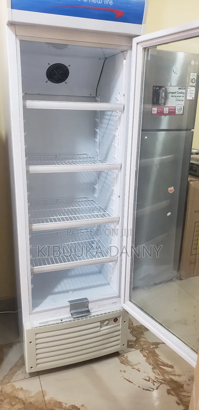 Adh 355litres Showcase Chiller Fridge