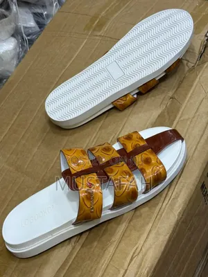 Open Shoes/ Sandals