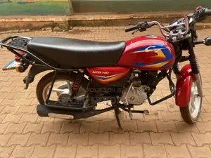 Bajaj CT 125X 2025 Red